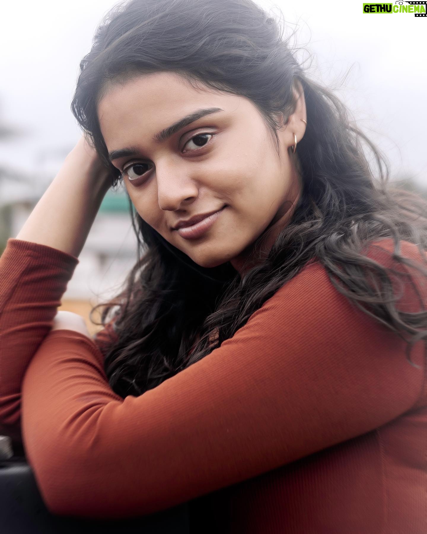 Akshatha Ajit - 86.5K Likes - 🌧🌈✨
.
📸 @francisxavier_official
