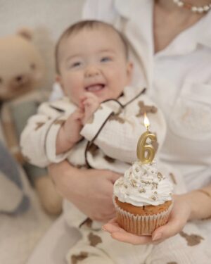 Alanna Panday Instagram - So happy with his little cupcake 🧁