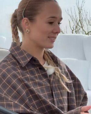 Alba August Instagram - Tack för denna gång 🩰❤️❤️ bjussar på lite behinds… i väntan på kamerorna och det eviga regisserandet ⛔️