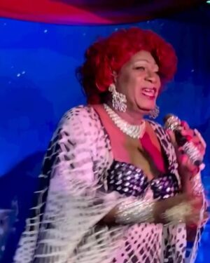 Alcione Instagram - Curtindo o fim de semana no clima do @garotorude, “imitando a Marrom!” 

Aproveitando o tema, arraste para o lado e conheça o maravilhoso trabalho de grandes artistas, covers oficiais da nossa cantora! Inclusive alguns dos figurinos eram dela! 

Conhece alguém que imite Alcione com perfeição? 
Marque aqui nos comentários!!!! (Equipe) 

Marcela Salorrane @marcelasalorrane 
Shanna Adoo @joseaugusto762 
Lola Chaplin @lola_chaplin 
Igor Galdino @igorgalldino @alcionecoveroficial
