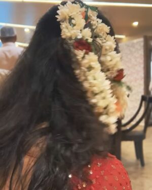 Alekhya Harika Instagram - Embracing The Purpose Of Life 🍃 🙏🏻🫂

#tirumala #alekhyaharika #tirupathi #vadhilesa #lordvenkateshwara