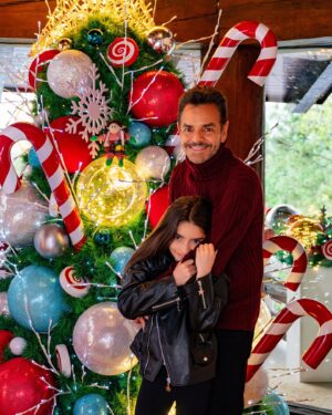 Alessandra Rosaldo Instagram - Christmas #photodump 1 
¡Feliz Navidad! Merry Christmas! ♥️♥️♥️

Gracias por la magia @imchristmas 🎄🎅🏼🌟