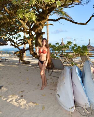 Alessia Tresoldi Instagram - take me back 🇲🇺 #mauritius #buebay #buebaymauritius #visitmauritius #mauritiusisland #mauritius🇲🇺 #mauritiusbeach #paradiseisland #tresoldi #mauritiusnow
