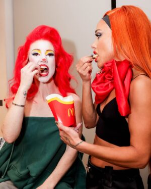 Alex Scott Instagram - Living the McDream 🍔🍟Happy MacHalloween 

McDelivery team: 🎃
@heidinorthmakeup 
@hairbycarlcampbell 
@suhaines 
@takenbytay_ 
@baldyloxboutique