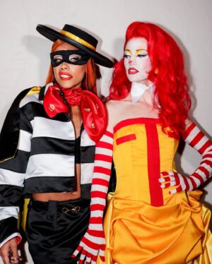 Alex Scott Instagram - Living the McDream 🍔🍟Happy MacHalloween 

McDelivery team: 🎃
@heidinorthmakeup 
@hairbycarlcampbell 
@suhaines 
@takenbytay_ 
@baldyloxboutique