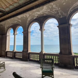 Alexandra Beaton Instagram - a love letter from Newport 💌