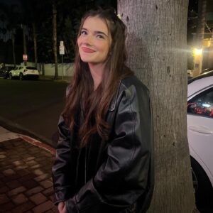 Actress Alexis Jayde Burnett HD Photos and Wallpapers December 2024