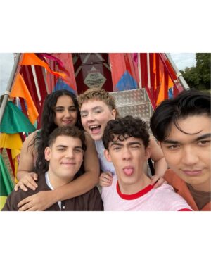 Alice Oseman Instagram - Happy 2 weeks of Heartstopper S3! Did anyone ask for more of the in-show photos… 🍂