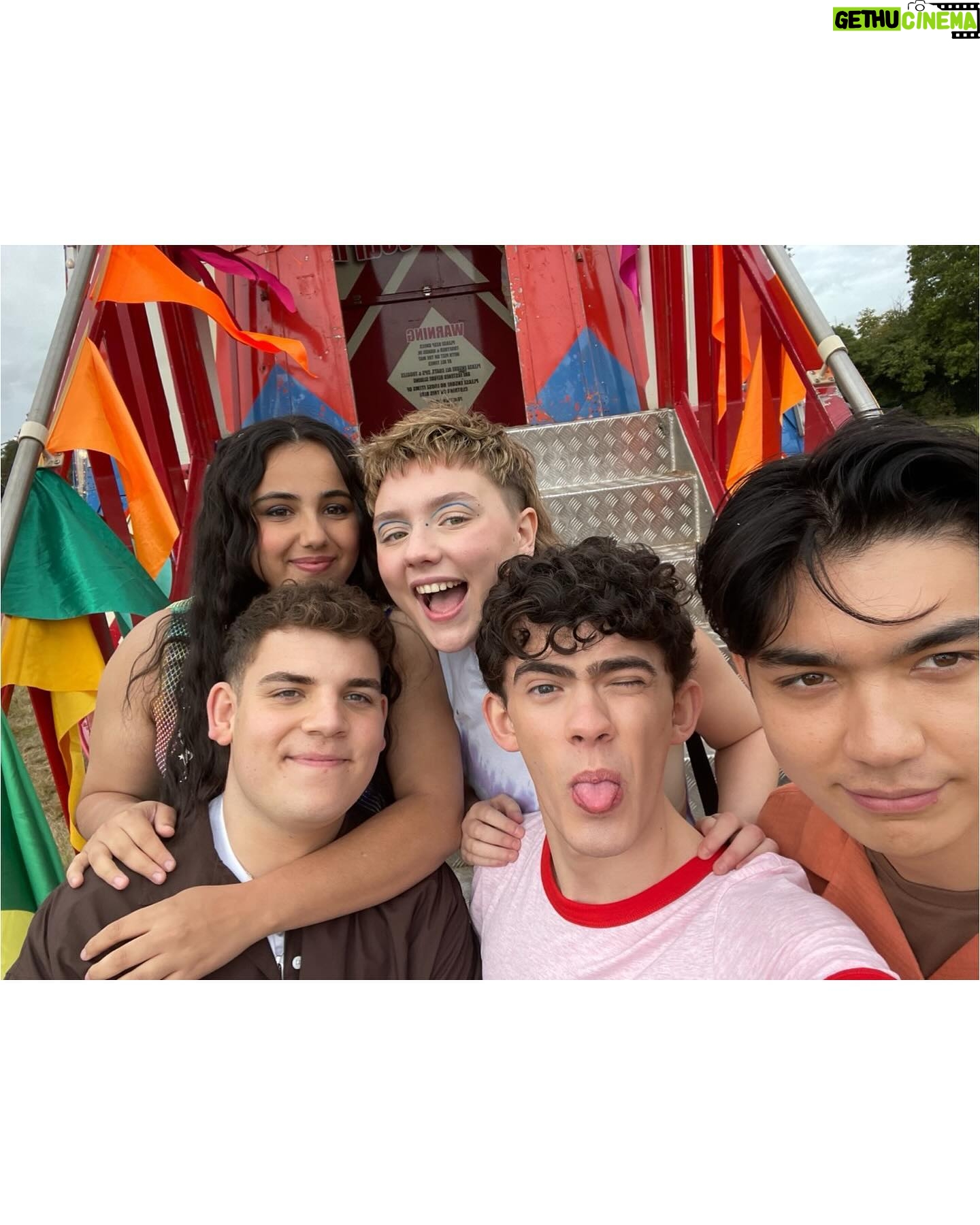 Alice Oseman - 837.6K Likes - Happy 2 weeks of Heartstopper S3! Did anyone ask for more of the in-show photos… 🍂