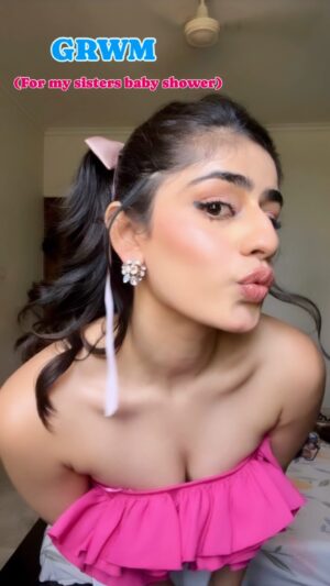 Alisha Chopra Instagram - I swear I would upload aesthetic GRWM’s if my getting ready was even close to aesthetic! 🥺

Outfit Details :

Top : Zara 
Bottom : Zara 
Watch : Skagen
Heels : Zara 
Sunglasses : Hill Road 
.
.
.
.
#getreadywithme #grwm #babyshower #cute #outfit #hair #look #trend #trending #explore #explorepage #pink