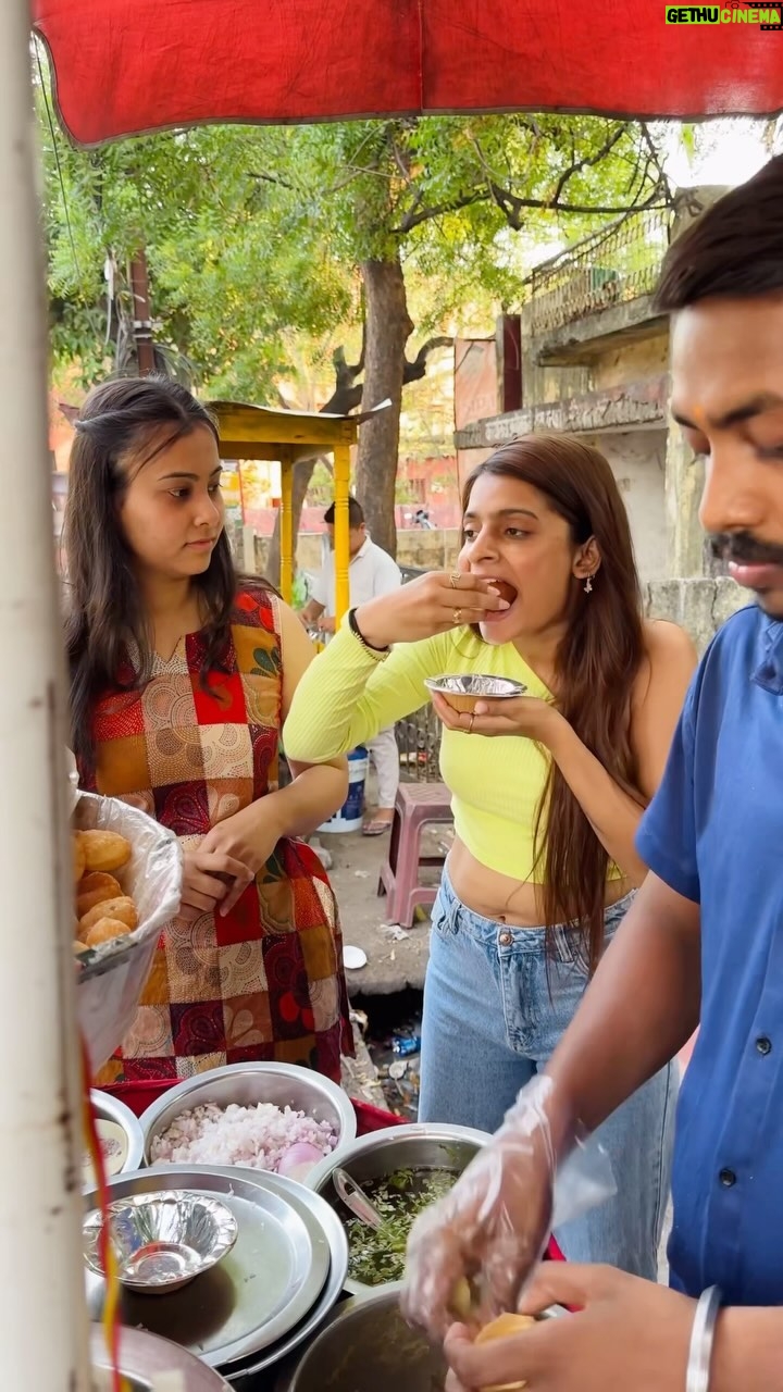Alisha Rajput - 311.1K Likes - Mai achi dost hu Hena š¤£š¤£š¤£
#panipuri #panipurilovers #explore
