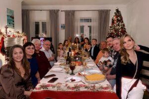Alla Mikheeva Instagram - Желаю вам быть счастливыми в новом году 🎄🎁