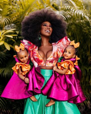 Amara 'La Negra' Instagram - Family❤️🫶🏿 @amaralanegraaln 

#amaralanegraaln #family #familyphotos #loveandhiphopmiami