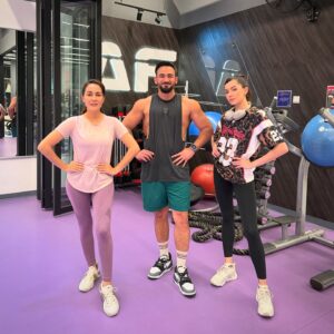 Amelia Henderson Instagram - And here we go 2025.. Adakah anda masih dengan alasan? 
Sebarang surat menyurat tidak akan dilayan.. 

@anytimefitness.sunwaybigbox 

@anytimefitness.publika (I MISS MY BOYS AND GIRLS)