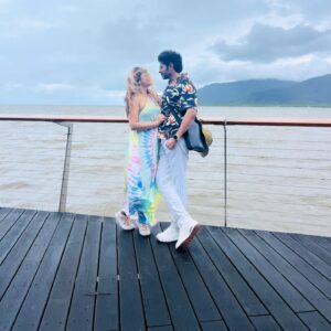Amrapali Gupta Instagram - Lost in the sea of love! ❤️🫶🏻
@yashsinhaofficial 

#australia #vacation #travelgoals #coupletravel #love #amrapaligupta