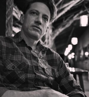 Amy Acker Instagram - An 18 hour getaway with @jimmycarp in his element at @urbancowboylodge #fallvibes
