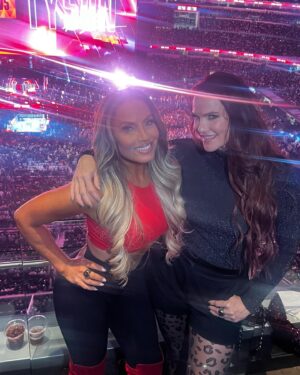 Amy Dumas Instagram - Here we go….

#tysonlovespigeons