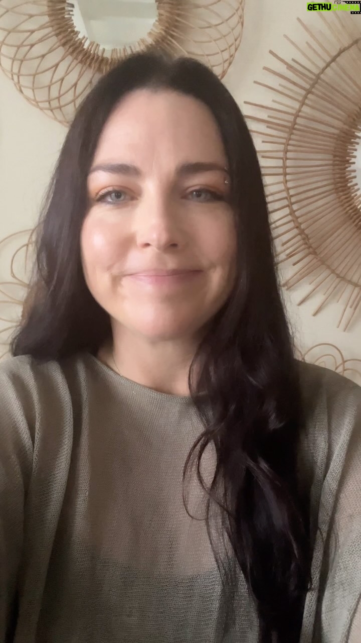 Amy Lee - 90.9K Likes - One more time for the people in the back!
❤️🗽🇺🇸