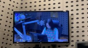 An So-hee Instagram - 설레고 따뜻했던 스페셜 DJ로의 일주일🫶🏻감사했어요🩵
안온한 밤 되세요-* @volumeup_891 💜
