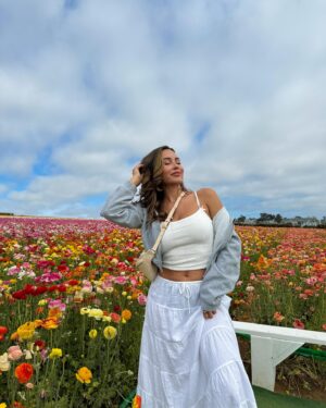 Ana Cheri Instagram - April Showers bring May Flowers 🌷🌸🌼 Birthday date with my favorite fellow Taurus.
Excited for all my birthday celebrations this week! 

🫶🏽♉️ @photojenick and I decided to cafe hop in San Diego and visit the flower fields in Carlsbad 🌸🌷I’d highly recommend a girls day to do this if you live in SoCal 🫶🏽