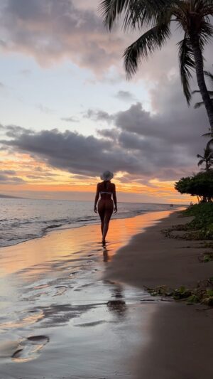 Ana Cheri Instagram - Paradise ✨