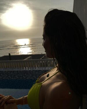 Andrea Luna Instagram - PH ☀️🌊⛱️
📸 @rene.funk_