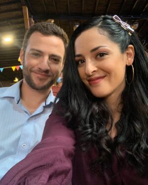 Andrea Luna Instagram - Desde hoy pueden encontrar la segunda temporada de @princesasperutv en @vix 
Lo máximo @miguel_zuloaga 👏🏻👏🏻👏🏻❤️🎬 ¿Cuántos son Zamara Lovers? 
#BRUJAS #PRIME #VIX #zamaramachuca #zamara