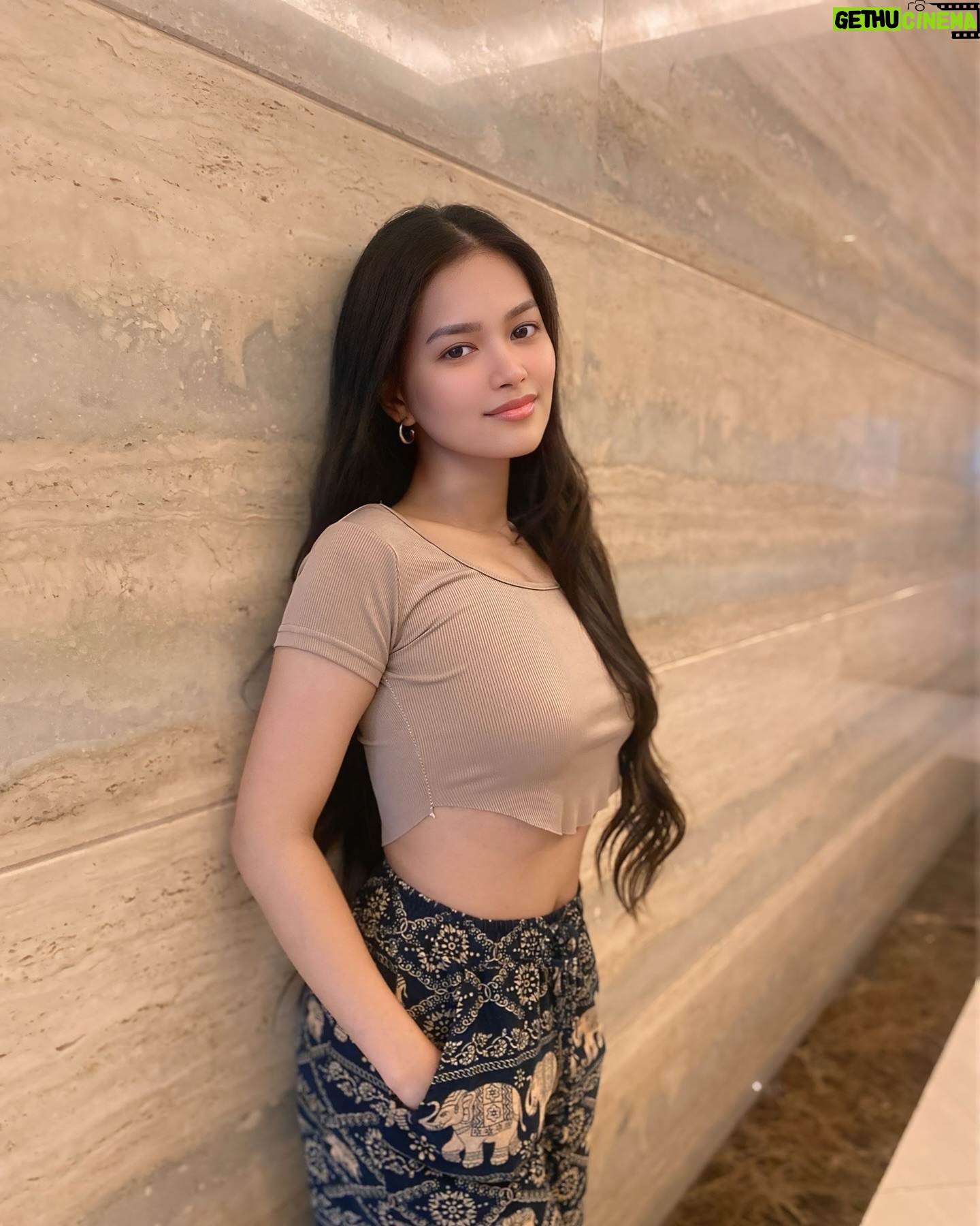 Angela Morena - 3 Likes - @theiconclinicph day 🤎