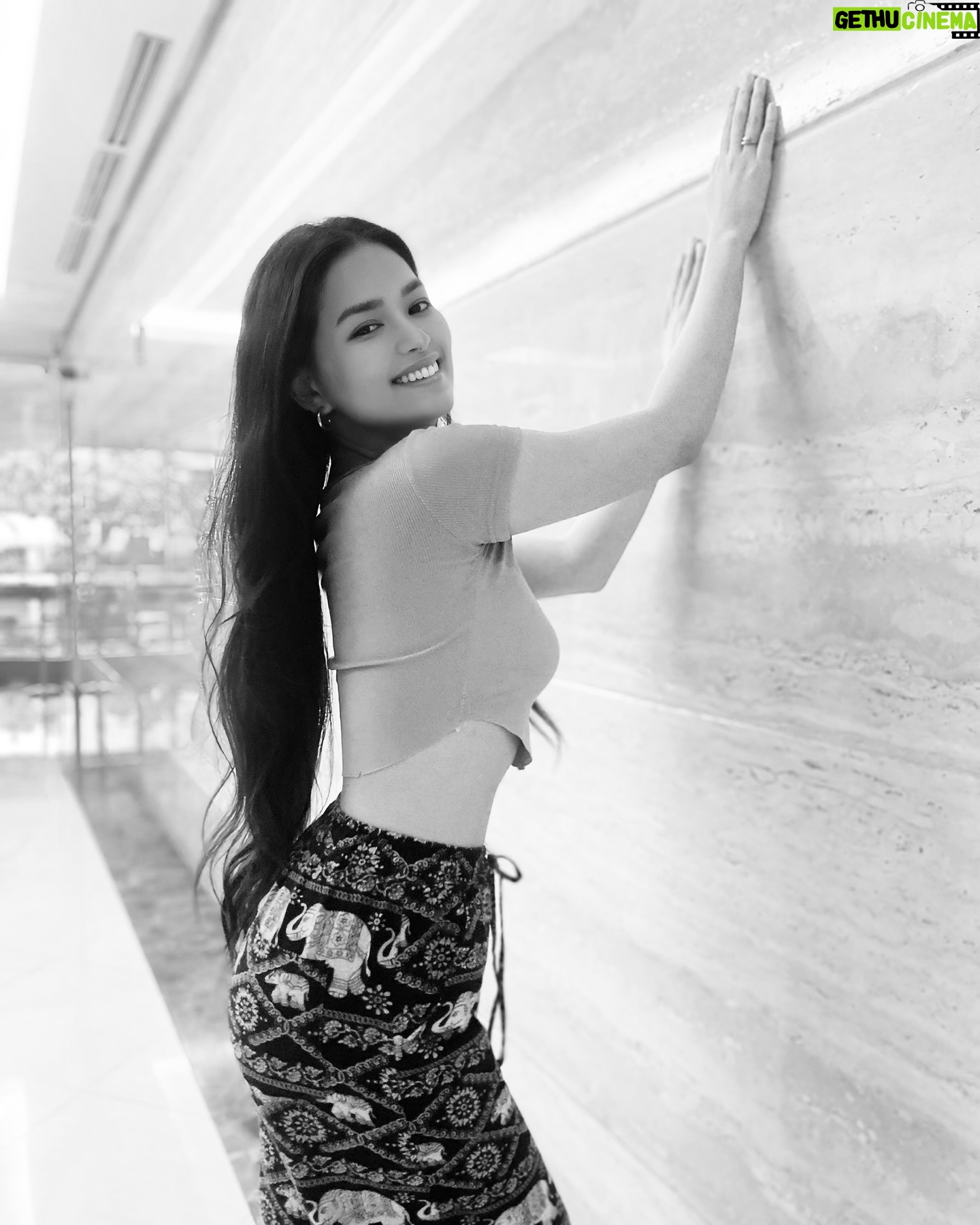 Angela Morena - 3 Likes - @theiconclinicph day 🤎