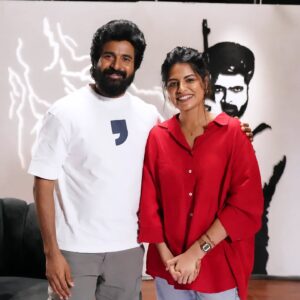 Angelin B Instagram - Hey Chakkarey! 
Had an amazing heart to heart conversation with you. Thank you for being the best. 
Lots and lots of love and respect to you  dear @sivakarthikeyan 
Conquer more hearts and set more milestones 

If you guys have missed out the conversation kindly check the link in my bio 

#angelin #vjangelin #anchorangelin #sivakarthikeyan
#amaran #interview #new #trending