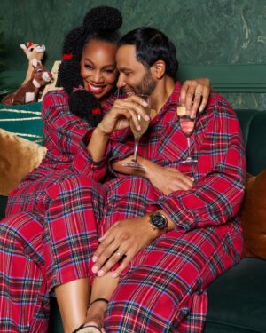 Anika Noni Rose Instagram - ...and to all a good night.

Hair: @ryanburrellhair
Barrettes @hm
M/u: @meccadickerson 
📷: thank you, @dbiv_photography 

#christmas #joy #pajamas #love #dbivphotography #tartan #vermontcountrystore
