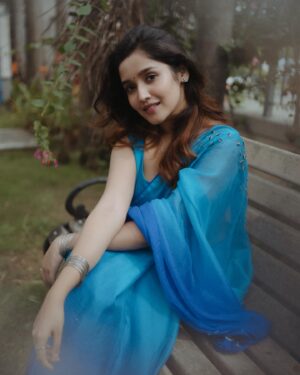 Anikha Instagram - 🌑
@shoot_by_samfotogrpic