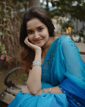 Anikha Instagram - 🌑
@shoot_by_samfotogrpic