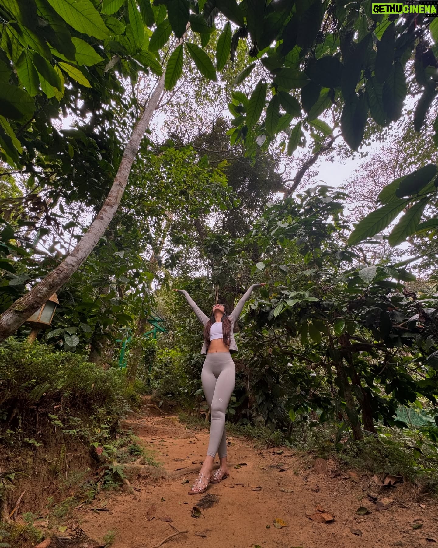 Anjali Tatrari - 33.3K Likes - Life gets better when you notice the beauty on the way to your destination. You’ll get there 🤍
#anjalitatrari