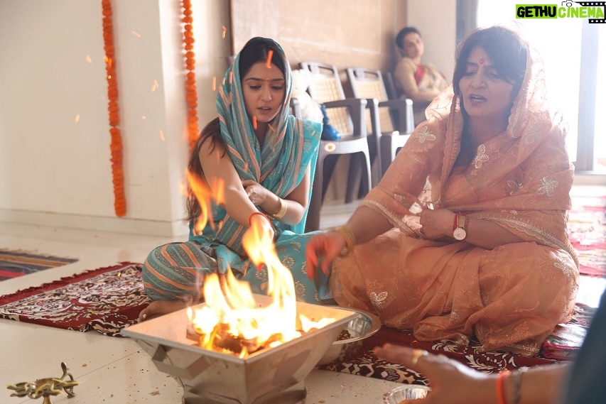 Anjali Tatrari - 33K Likes - नया घर 🧿 :’)
For a few it is a sheer necessity. For some others it is an achievement. Some see it as a dream realised but for me it was a combination of all three with a resolute promise that I had made to my own self. A promise to buy a house in this city one day which I, along with my loved ones, would call HOME.
But as I sit here today, I feel humbled and full of gratitude towards my SUPERHEROES, this city and life on the whole.
I came to Mumbai, along with my mother when I was 14, after my father and brother had passed away. it was my MAMA’s( @vanshchandra )commitment towards us and my Mother’s steely resolve and unflinching single minded dedication that has made me what I am today.
So friends, finally I have a place which will be witness to my moments of sorrow and joy, my jubilations, my despair, my laughters and so much more. Finally my mother’s sacrifices can rest peacefully. Finally, my father’s blessings and memories won’t have to wonder around from place to place on an 11 month contract. Finally they all can wait peacefully in the comfort of these four walls as I go out and turn my dreams into a reality for them to savour.
Congratulations MAMMA for the new house and BABA… welcome home :’)
#anjalitatrari #newhome #newhouse #myhome #gratitude #hardwork #determination #god #diwali #ghar #blessings