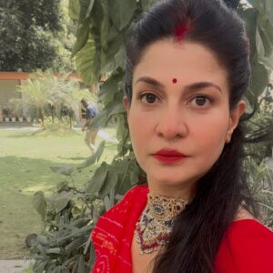 Anjana Om Kashyap Instagram - सुख- समृद्धि के लिए वट सावित्री 🙏🏼