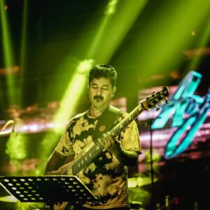 Anju Joseph Instagram - A big thanks to the lovely people of Kochi and the organisers of Cochin Carnival for this wonderful opportunity! Started 2025 with a bang and frankly speaking we have never seen such amazing vibes from a crowd. 

Love you Kochi! ❤️❤️

#grateful #cochincarnival