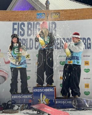 Anna Gasser Instagram - Back on top in front of my home crowd. So Grateful 🥹♥️ thanks so much Kreischberg and everyone that  helps and supports me🙏 also big congrats to all the ladies, inspired to still compete with all of you 
Pictures : @gepapictures @silviamittermul
