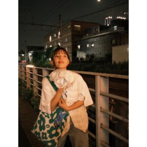 Anna Ishii Instagram - ドラマ「私は整形美人」
あと5日⭐︎✋🏻

撮影時期が夏だったので、
氷嚢とずっと一緒でした⭐︎