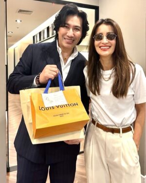 Anne Thongprasom Instagram - วันรวมมิตร ช่วงเทศกาล🎁🎄😊

#ลงไม่ครบรูปไม่มี😅