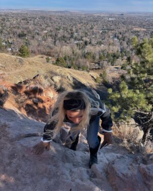 Anne Winters Instagram - 2024 was like climbing a mountain for me. Definitely worth it at the top though. 2025 is going to be my best year yet. 🥹🤍🙏🏼