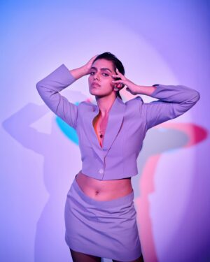 Ansha Mohan Instagram - ..☂️☂️☂️

.

Concept and styling @_aleenaraju 
Outfit @houseofmesscal X @ashliacherian X @sassu_rocks 
Photo courtesy @plan.b.actions @jibinartist 
HMU @makeup_by.aju