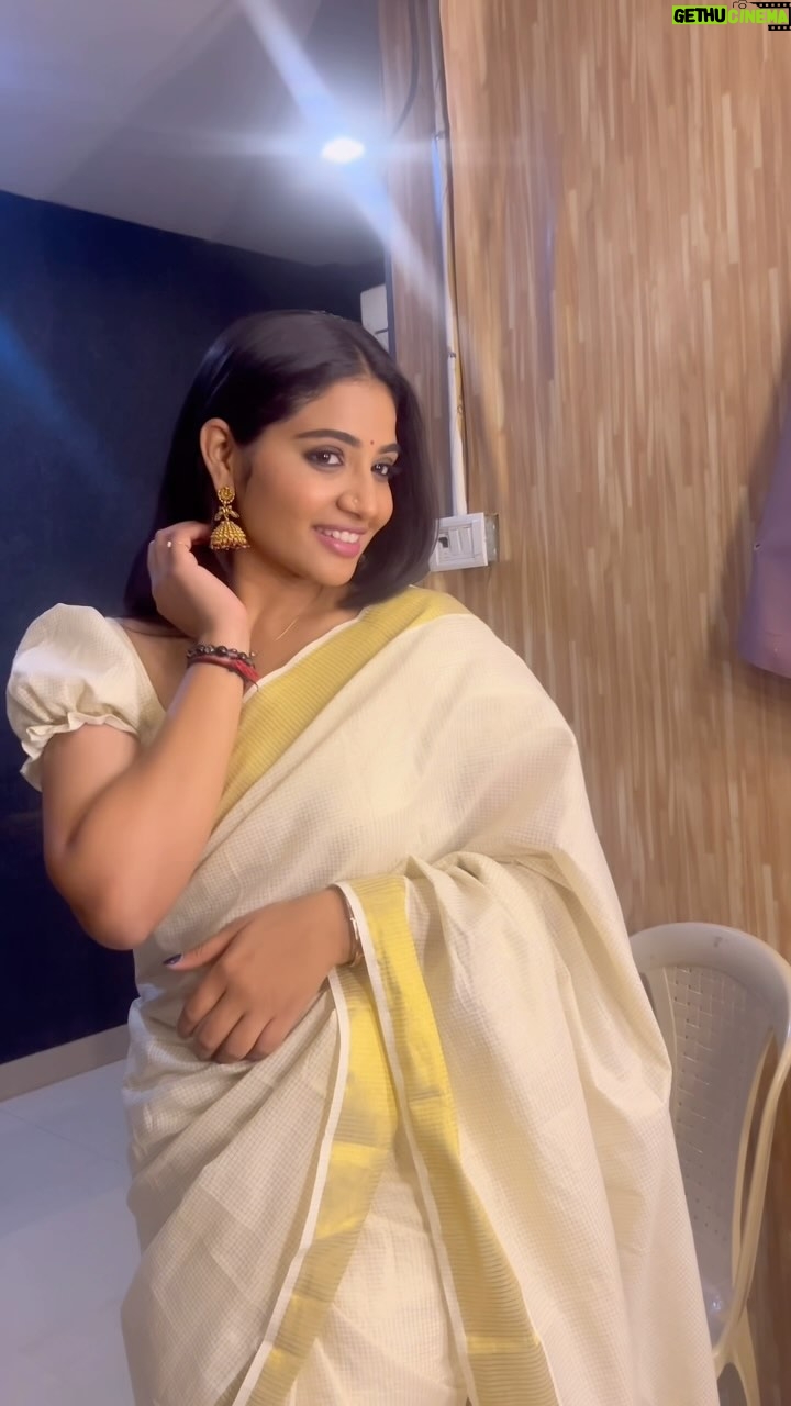 Anshita Akbarsha - 99.4K Likes - ☺️be happy ✨🤍🧿
💄 @iniyamakeover
Saree @camellia_dezigns
#bb #biggboss #anshitha #love #bepositive #smile #behappy #beblessed #beloved #loveyourself
.
.
.