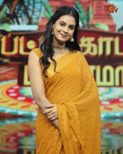 Actress Anusha Hegde HD Photos and Wallpapers February 2025