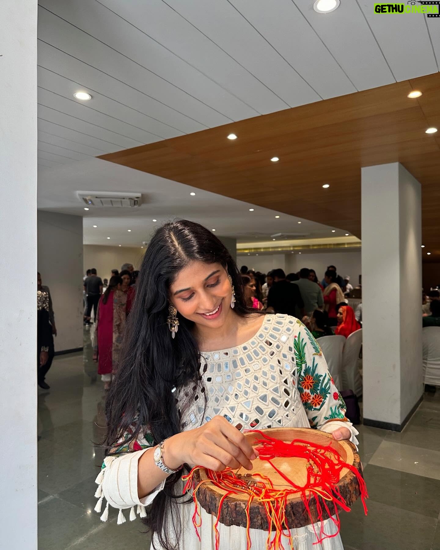 Anushka Rathod - 33.2K Likes - Happy Rakshabandhan ✨✨
