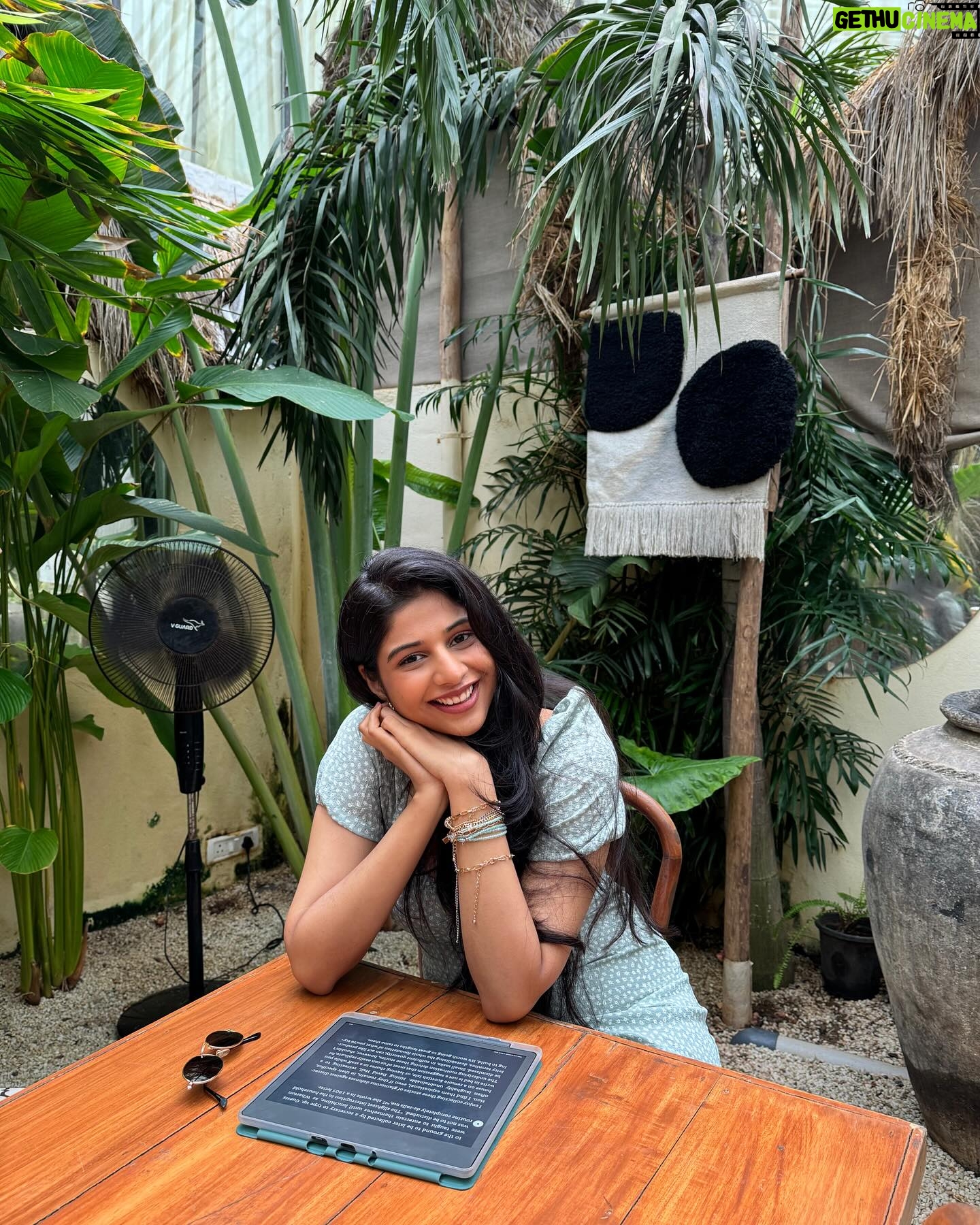 Anushka Rathod - 30.5K Likes - Full Masti Majja in Goaaaaa with my girls 🤓🤓
We had the best time potating, dressing up and chilling in @stay.elivaas ‘s beautiful villa 🥰
It was pouring in goa but we had the bestttt time all thanks to constant gossip, yummy food, pool time and dancing!!!💃
@bhavyakamainaccount @thebrowndaughter @gopali_ @ca.twinklejain here’s to a goa 🥂🥂🥂