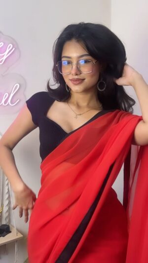 Anushka Singh Instagram - chammak challo ❤️‍🔥
#explorereels #trending #transition