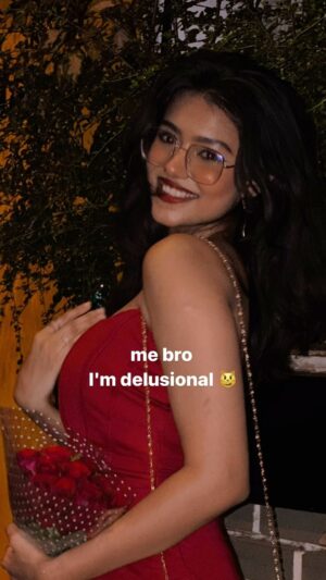 Anushka Singh Instagram - atleast being delusional gives mental peace 
#explorereels #trending #2023