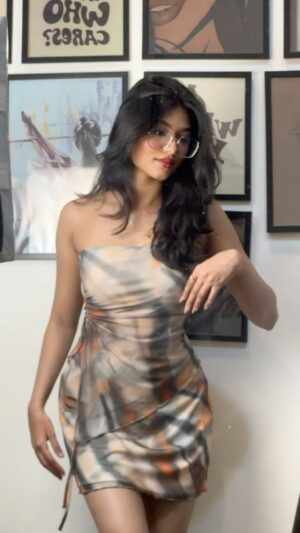 Anushka Singh Instagram - My summer go to from @savannbyurbanic ,

Urbanic is turning 5 & HOW! It’s unveiling so many trendy styles on Savana- it’s newest venture for all those who love to shop on a budget. The sale is live from 10th-12th may !! 
My discount code - SAVANA9751

#Savanasale #URturns5 (trending, savana, savana by urbanic, co-ords,)