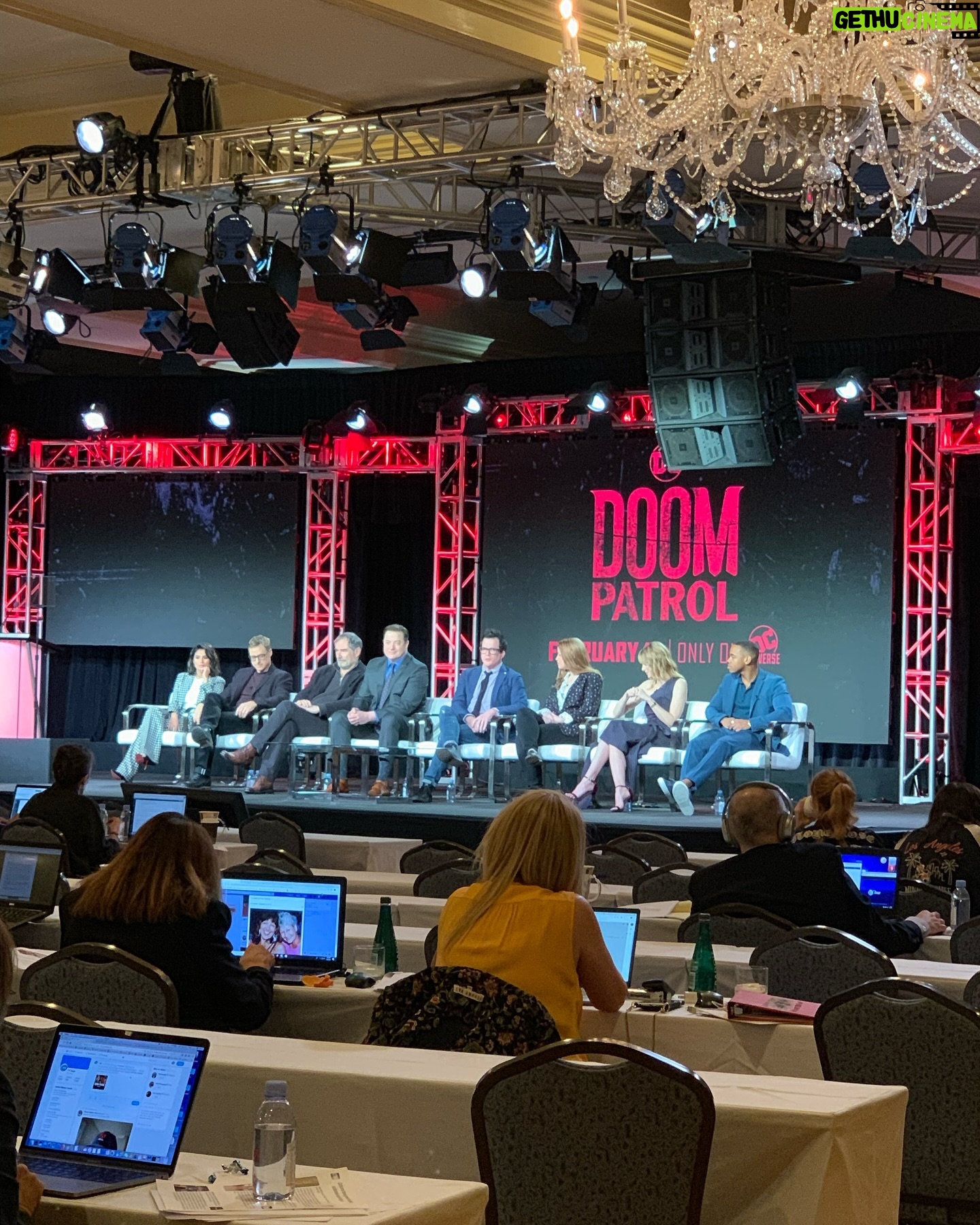 April Bowlby - 37.9K Likes - Whaaaaat?!!
All 4 Seasons of Doom Patrol are available to stream in the UK! And in Ireland !!! 🍸👠💥🤖
@dcdoompatrol @itvxofficial @itv